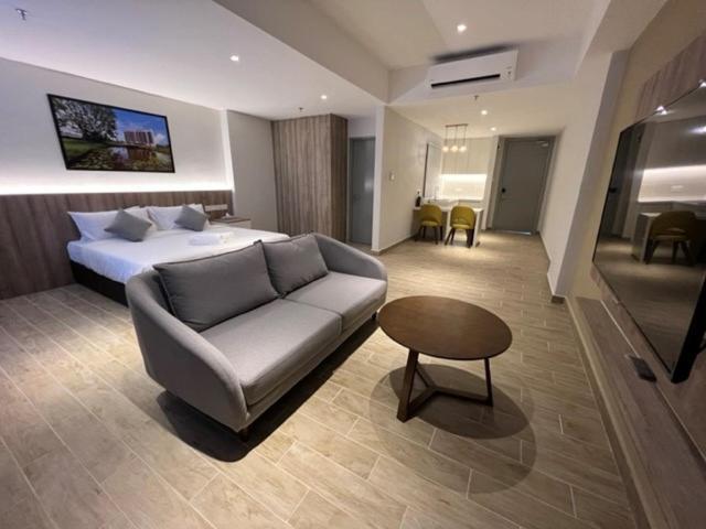 Amverton Cove Golf & Island Resort Бантинг Экстерьер фото
